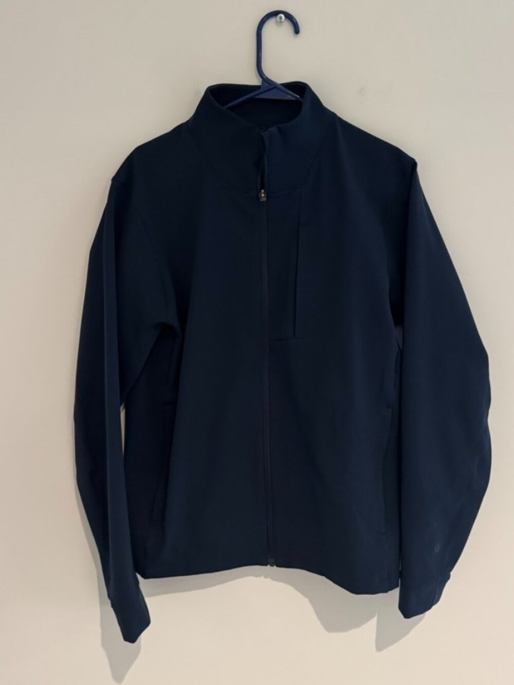Lululemon Sojourn Navy Blue Jacket Size Medium Like New